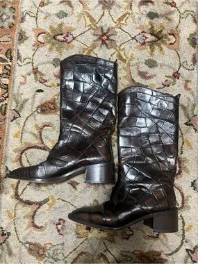 Joan & David Leather Boots - Brown Croc Pattern